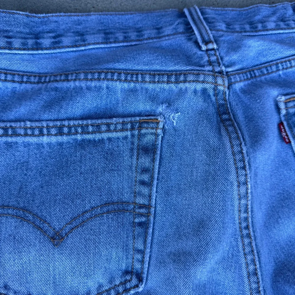 Levi's 505 Mens Jeans 34x30‎ Medium Wash Relaxed Fit Denim 100% Cotton